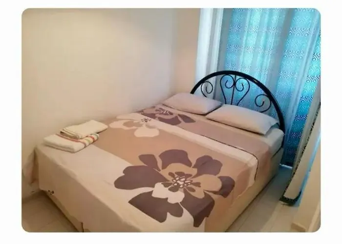 Villa Iz Tur Sitesinde Oezel Plajli *