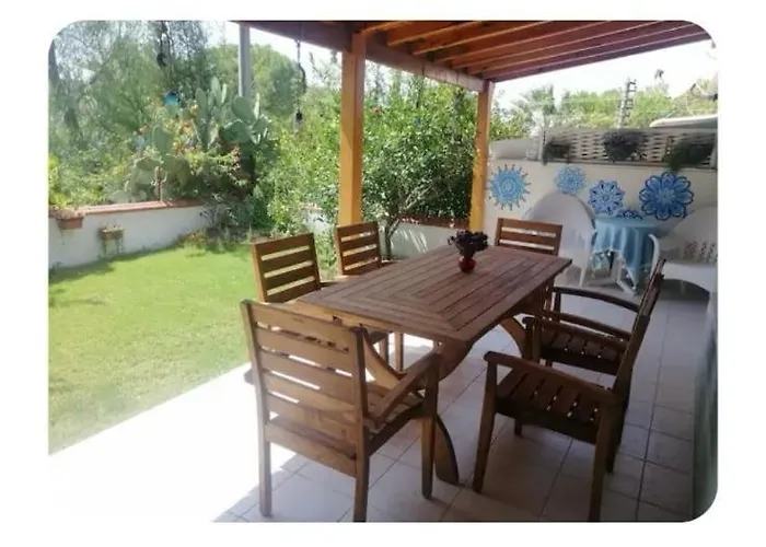 Iz Tur Sitesinde Oezel Plajli